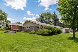 11307 W Garfield Ave, Wauwatosa, WI 53226 - Photo 38