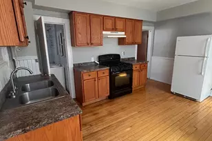 1650 N Arlington Pl, Milwaukee, WI 53202 - Photo 16