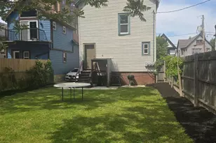 1650 N Arlington Pl, Milwaukee, WI 53202 - Photo 32