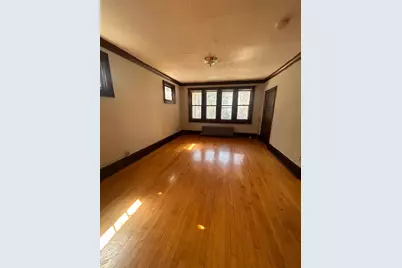 1650 N Arlington Pl, Milwaukee, WI 53202 - Photo 12