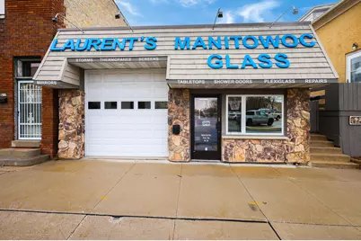 928 S 12th St #926, Manitowoc, WI 54220 - Photo 2