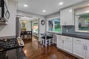 12001 W Underwood Pkwy, Wauwatosa, WI 53226 - Photo 10