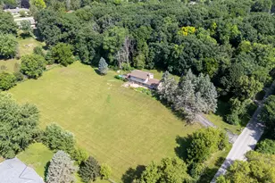 W250S4461 Center Rd, Waukesha, WI 53189 - Photo 6