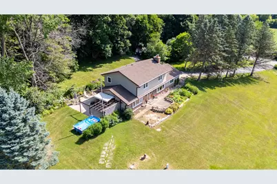 W250S4461  Center Rd, Waukesha, WI 53189 - Photo 8