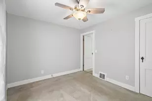 9207 39th Ave, Pleasant Prairie, WI 53142 - Photo 36