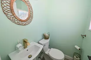 3725 S 5th Pl, Milwaukee, WI 53207 - Photo 26