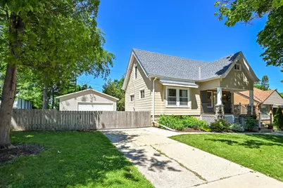 3725 S 5th Pl, Milwaukee, WI 53207 - Photo 2