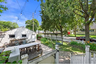 3174 S Herman St, Milwaukee, WI 53207 - Photo 4