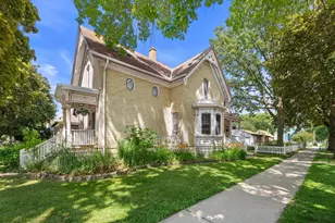 3174 S Herman St, Milwaukee, WI 53207 - Photo 2