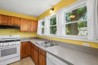 838 N 54th St, Milwaukee, WI 53208 - Photo 14