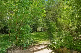 838 N 54th St, Milwaukee, WI 53208 - Photo 26