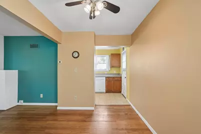 838 N 54th St, Milwaukee, WI 53208 - Photo 12
