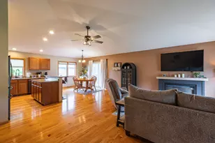 4150 Verchota St, La Crosse, WI 54601 - Photo 10