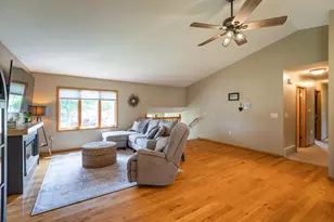 4150 Verchota St, La Crosse, WI 54601 - Photo 8