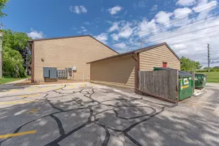 4042 S Pine Ave, Milwaukee, WI 53207 - Photo 4