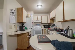 4042 S Pine Ave, Milwaukee, WI 53207 - Photo 28