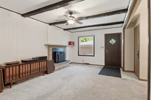 236 4 Mile Rd, Racine, WI 53402 - Photo 8