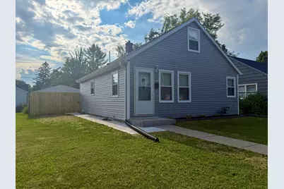5261 N 46th St, Milwaukee, WI 53218 - Photo 2