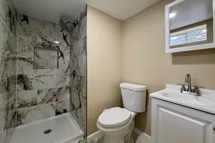 5261 N 46th St, Milwaukee, WI 53218 - Photo 14