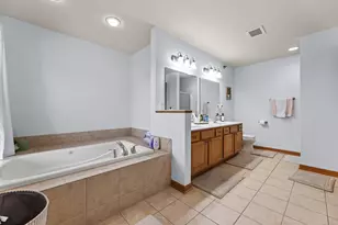 12155 W Virginia Cir, Franklin, WI 53132 - Photo 16