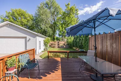 1231  Niagara St, Waukesha, WI 53186 - Photo 30