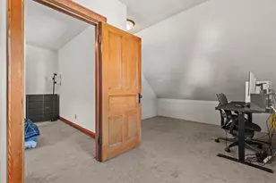 2918 S 7th St, Milwaukee, WI 53215 - Photo 16