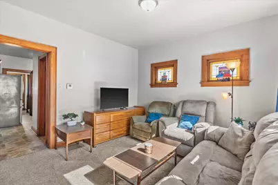 2918 S 7th St, Milwaukee, WI 53215 - Photo 8