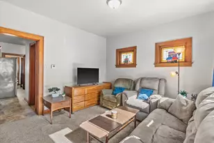 2918 S 7th St, Milwaukee, WI 53215 - Photo 8