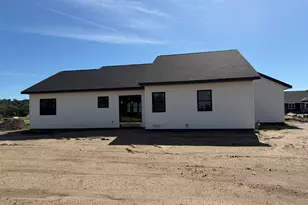 1140 American Dr, Holmen, WI 54636 - Photo 2