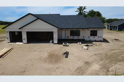 1140  American Dr, Holmen, WI 54636 - Photo 10