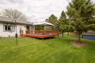 2775 Thomas Dr, East Troy, WI 53120 - Photo 32