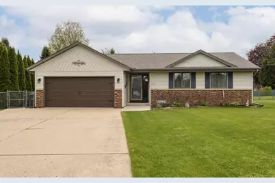 2775  Thomas Dr, East Troy, WI 53120 - Photo 2
