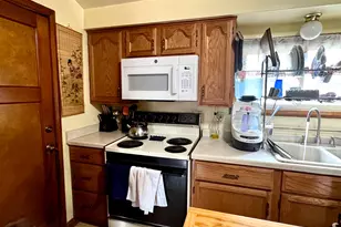 1634 S 58th St, West Allis, WI 53214 - Photo 20