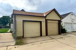 1634 S 58th St, West Allis, WI 53214 - Photo 32