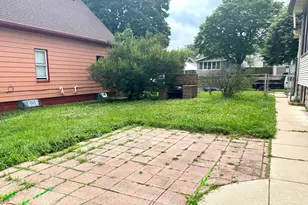 1634 S 58th St, West Allis, WI 53214 - Photo 36