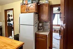 1634 S 58th St, West Allis, WI 53214 - Photo 20