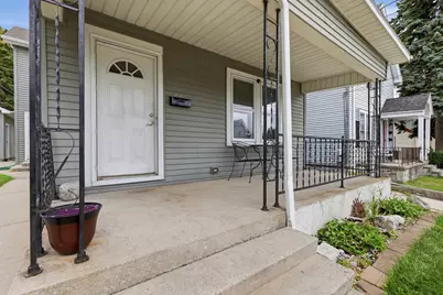 1210  Hamilton St, Manitowoc, WI 54220 - Photo 24