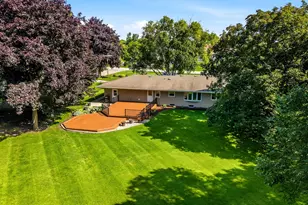 7631 W 5 Mile Rd, Racine, WI 53126 - Photo 4