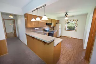 10520 W Monastery Dr, Franklin, WI 53132 - Photo 10