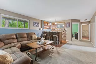 4948 Deerwood Dr, Racine, WI 53406 - Photo 12