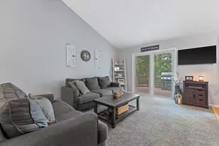 4948 Deerwood Dr, Racine, WI 53406 - Photo 16