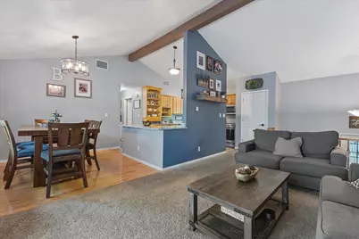4948  Deerwood Dr, Racine, WI 53406 - Photo 18