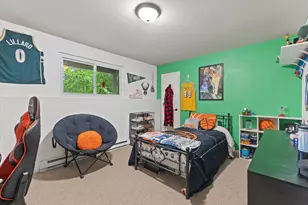 4948 Deerwood Dr, Racine, WI 53406 - Photo 28