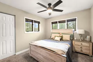 N89W15288 Jefferson Ave, Menomonee Falls, WI 53051 - Photo 18