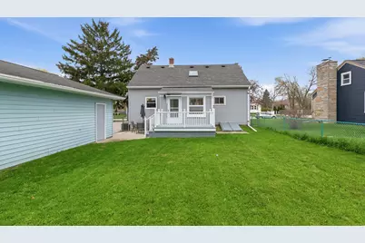 1006  13th Ave, Grafton, WI 53024 - Photo 4