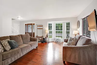 2549  Fox River Pkwy, Waukesha, WI 53189 - Photo 10