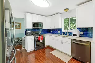 2549 Fox River Pkwy, Waukesha, WI 53189 - Photo 6