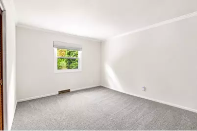 17965  Bolter Ln, Brookfield, WI 53045 - Photo 32