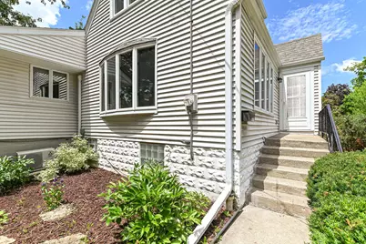 3445 S 96th St, Milwaukee, WI 53227 - Photo 6