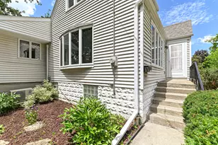 3445 S 96th St, Milwaukee, WI 53227 - Photo 6